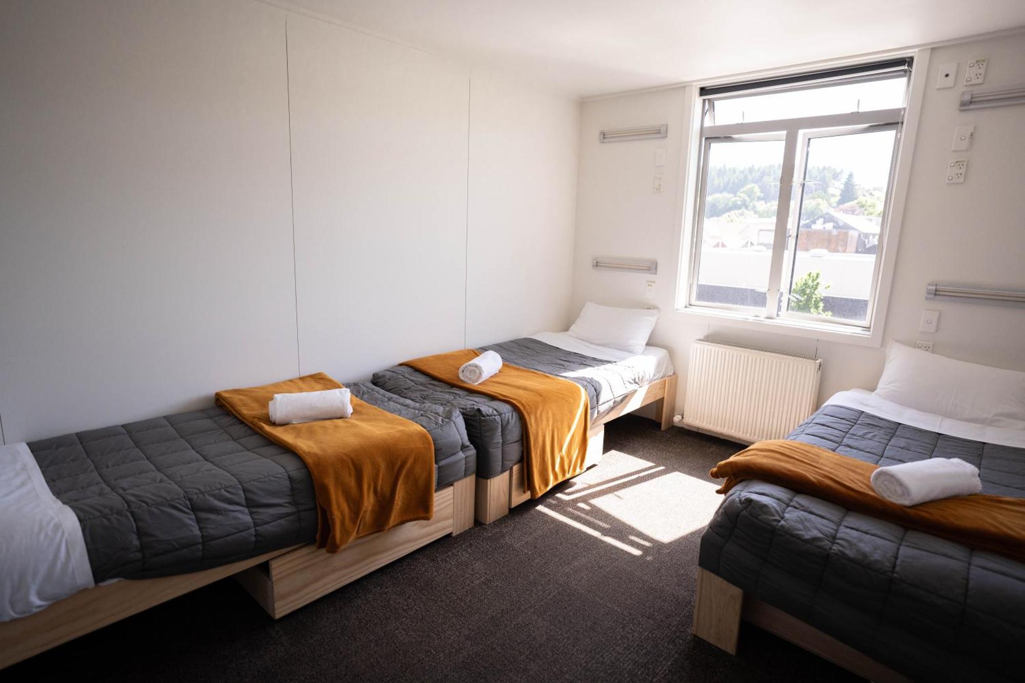 The Brownston Hostel Wanaka Exterior foto